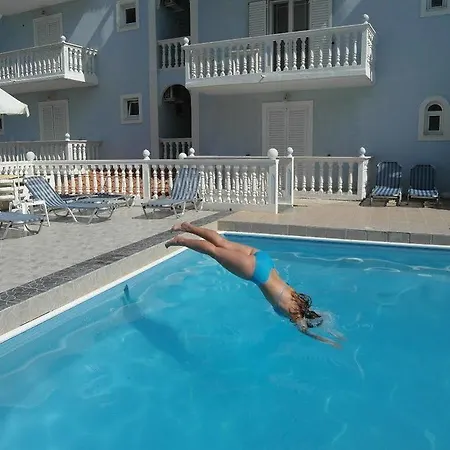 Aparthotel Clear Horizon 2*